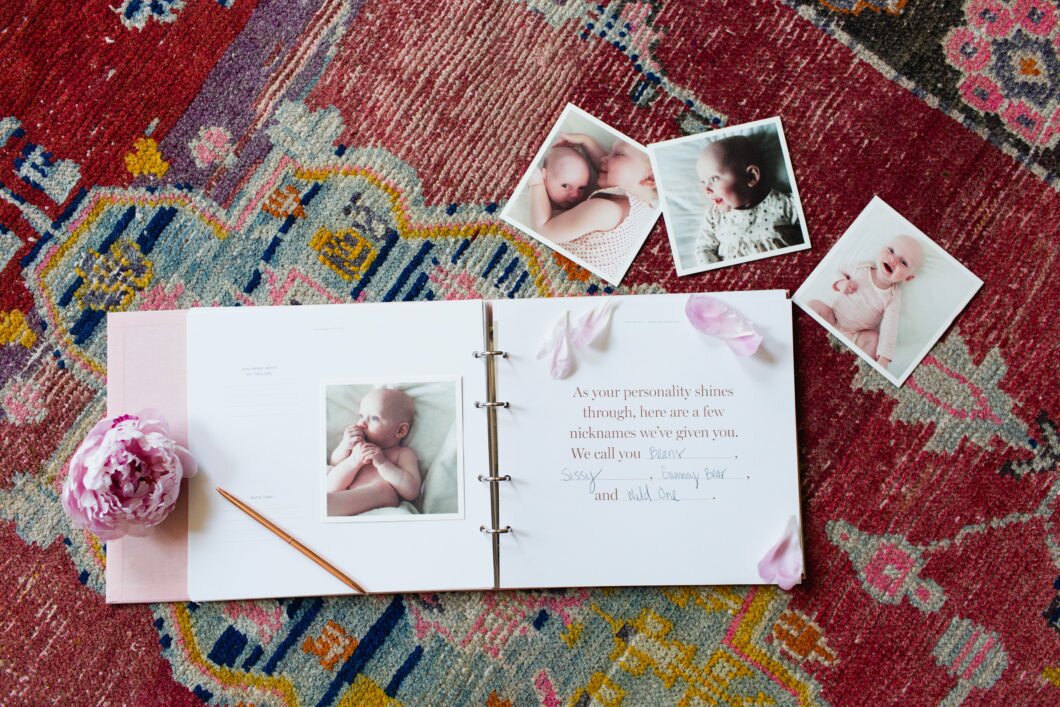 Modern Baby Book : A Story of You with Artifact Uprising and Ana Fritsch of Lucky Penny Blog | luckypennyblog.com